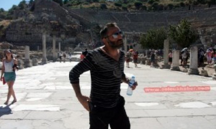 Kurtlar Vadisi’nin Memati Baş’ı Efes’te