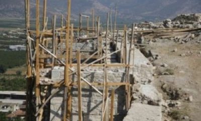 Selçuk Kalesi’nde Tadilat Çalışmaları Sürüyor