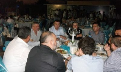 İzmirli Ülkücüler İftar Yemeğinde Buluştu