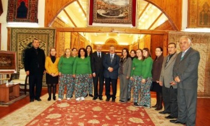 Başarılı Kursiyerler Belgelerini Aldı