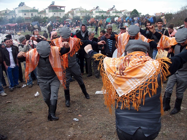 selcuk-efes-deve-guresi (5)