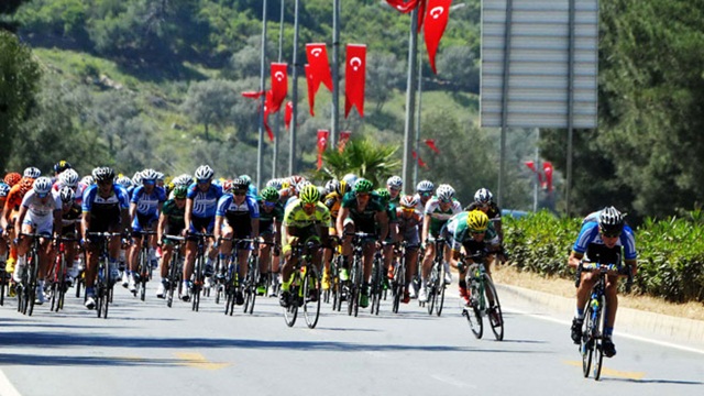Türk Bisiklet Tarihinin İlk Altın Madalyası Selçuk’ta Kazanıldı