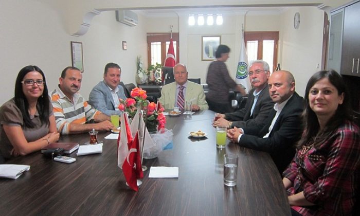 Ayhan Boyacı Ticaret Odasını Ziyaret Etti