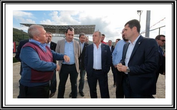 fatih_terim_altinordu_futbol_tesislerini_gezdi