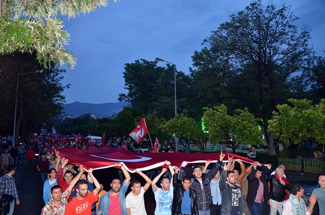 selcuk-bayrak-yuruyusu (3)