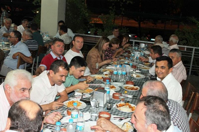 osman-basterzi-iftar (2)