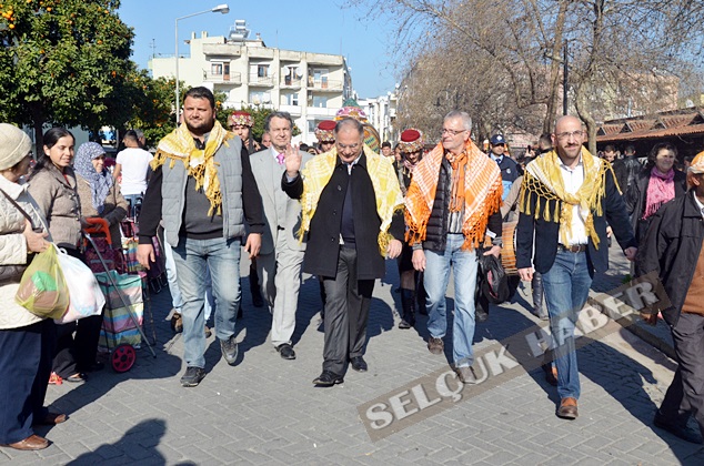 SELCUKEFES-deve-guresleri (6)