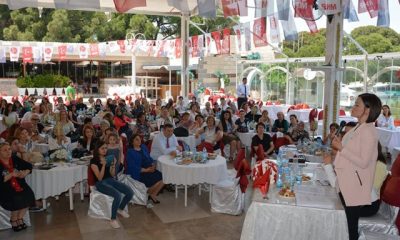 İzmirli kadınlardan MHP’ye büyük ilgi