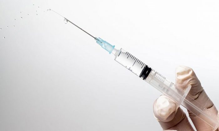 İş güvenliği uzmanları kademeli olarak aşı takvimine dahil edildi