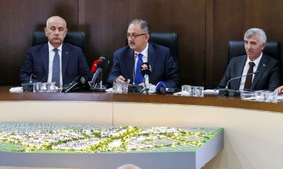 Mehmet Özhaseki: 200 bin konutumuzun inşası devam ediyor