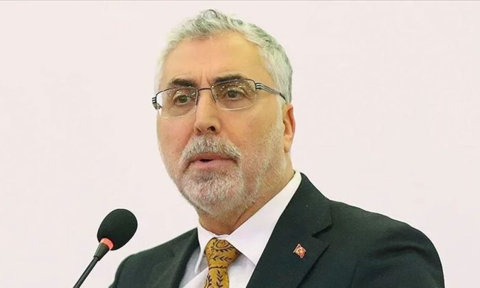 Asgari ücrete ara zam ve emekliye seyyanen zam olacak mı? Bakan Vedat Işıkhan açıkladı