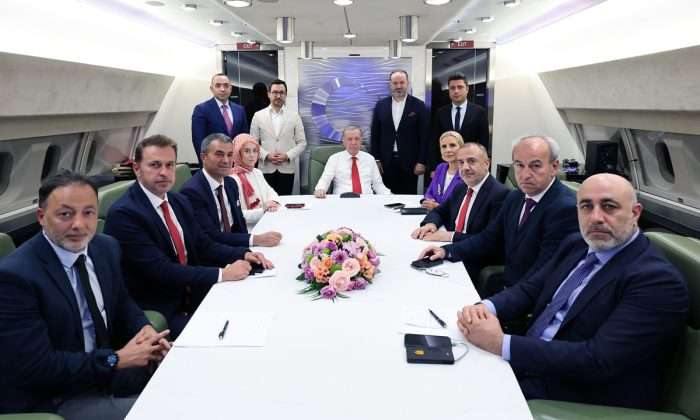 Cumhurbaşkanı Erdoğan’dan UEFA’ya tepki! Esad açıklaması: Davetimiz hen an olabilir