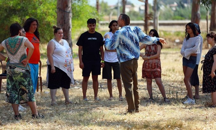 GENÇ VE USTA TİYATROCULAR EFES SELÇUK’TA BULUŞTU