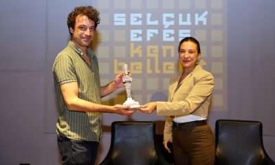 Özgür Mumcu Efes Selçuklularla buluştu: Başkan Sengel’den cesaret mesajı!