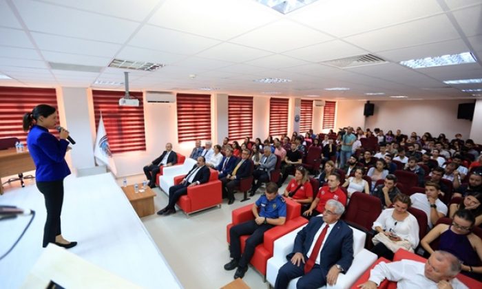 Başkan Sengel’den Gençlere Açık Mesaj