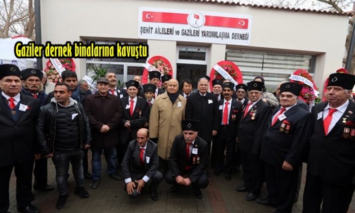 Selçuk Şehit Aileleri ve Gazileri dernek binalarına kavuştu